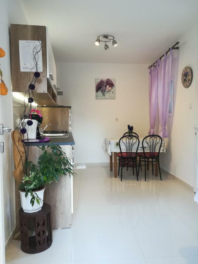 Guesthouse Villa Marija Cres Esterno foto